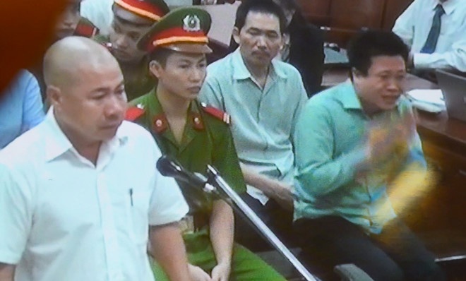 Nuoc mat va tinh nguoi chon cong duong trong phien xu Ha Van Tham hinh anh