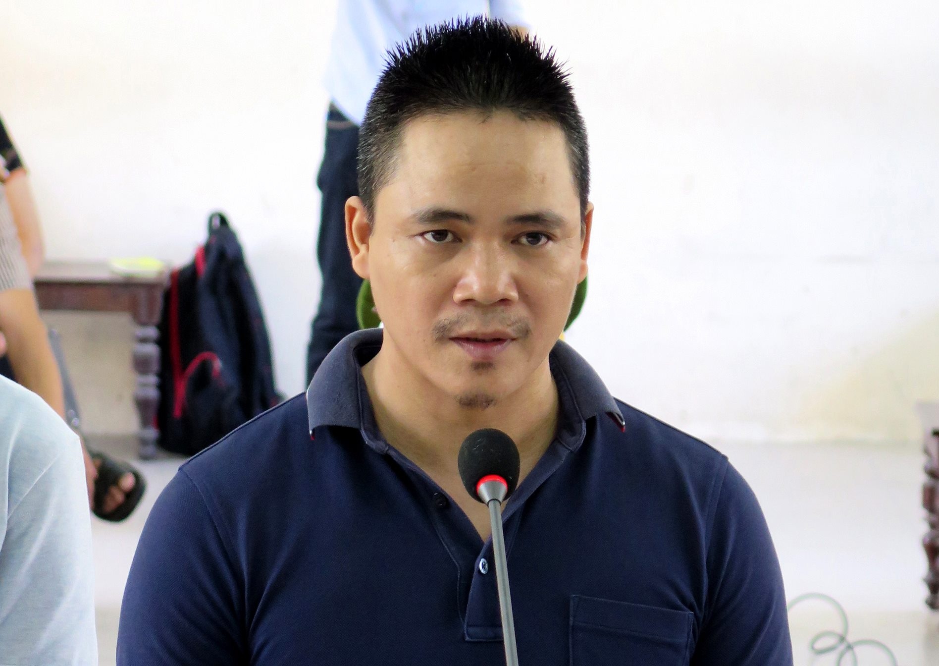 pham toi khung bo anh 2