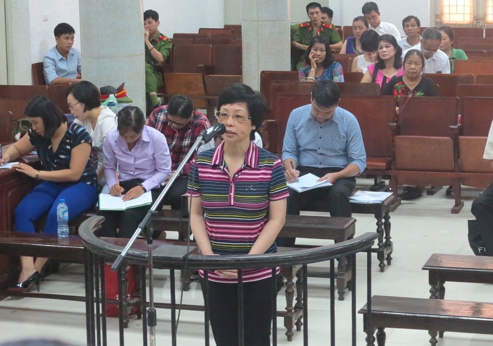 Chau Thi Thu Nga anh 1