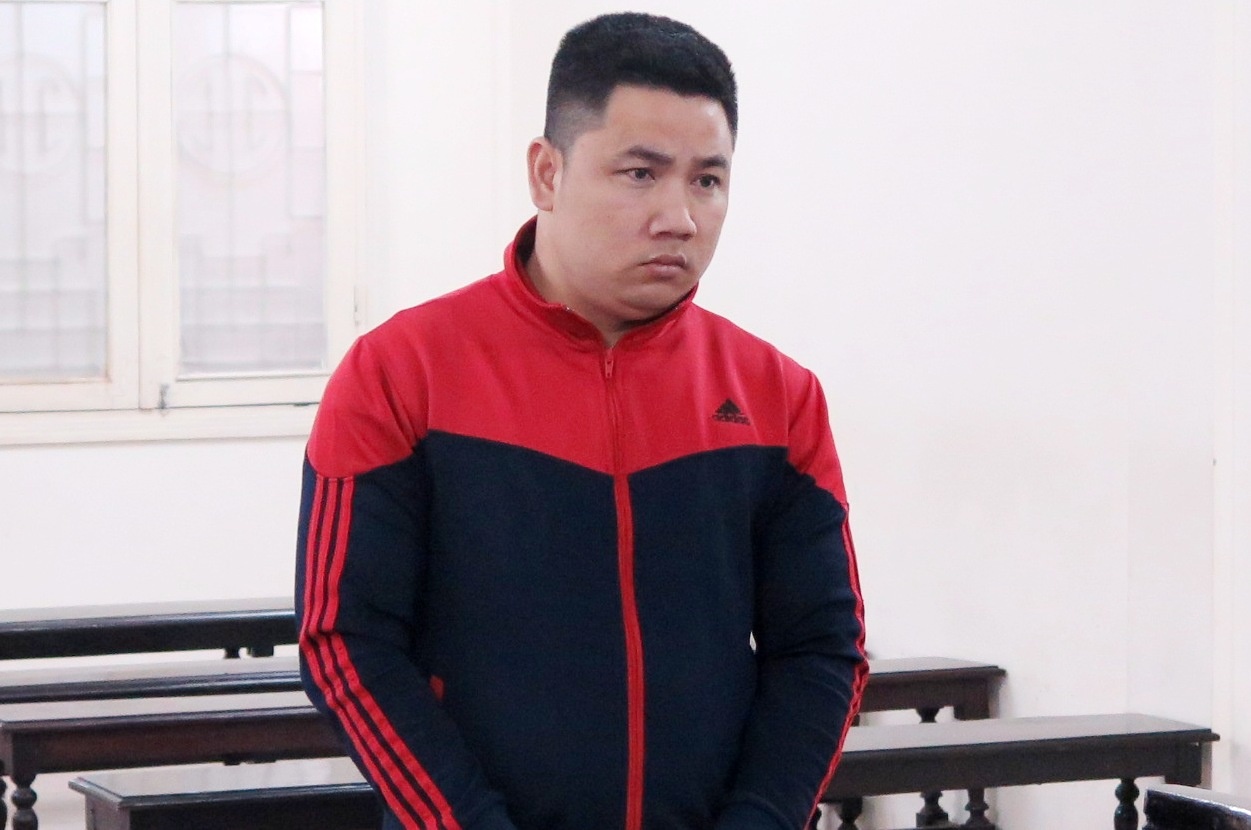 Linh 9 thang tu treo vi trom vi cua tuy vien dai su quan hinh anh