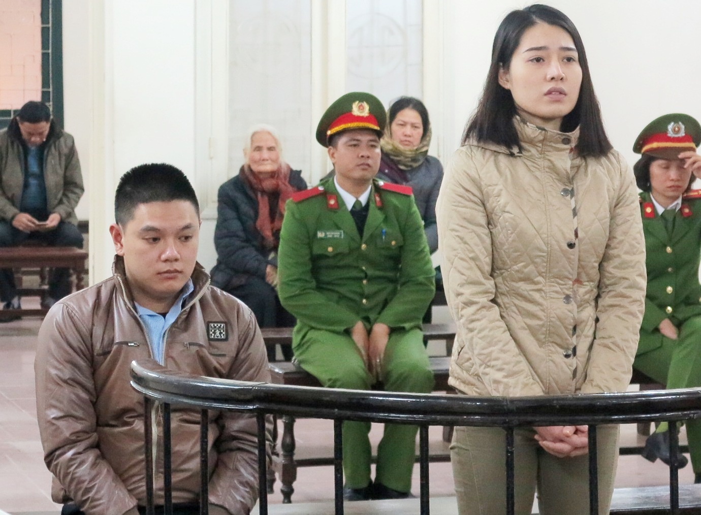 Tu hinh vi buon ma tuy anh 1