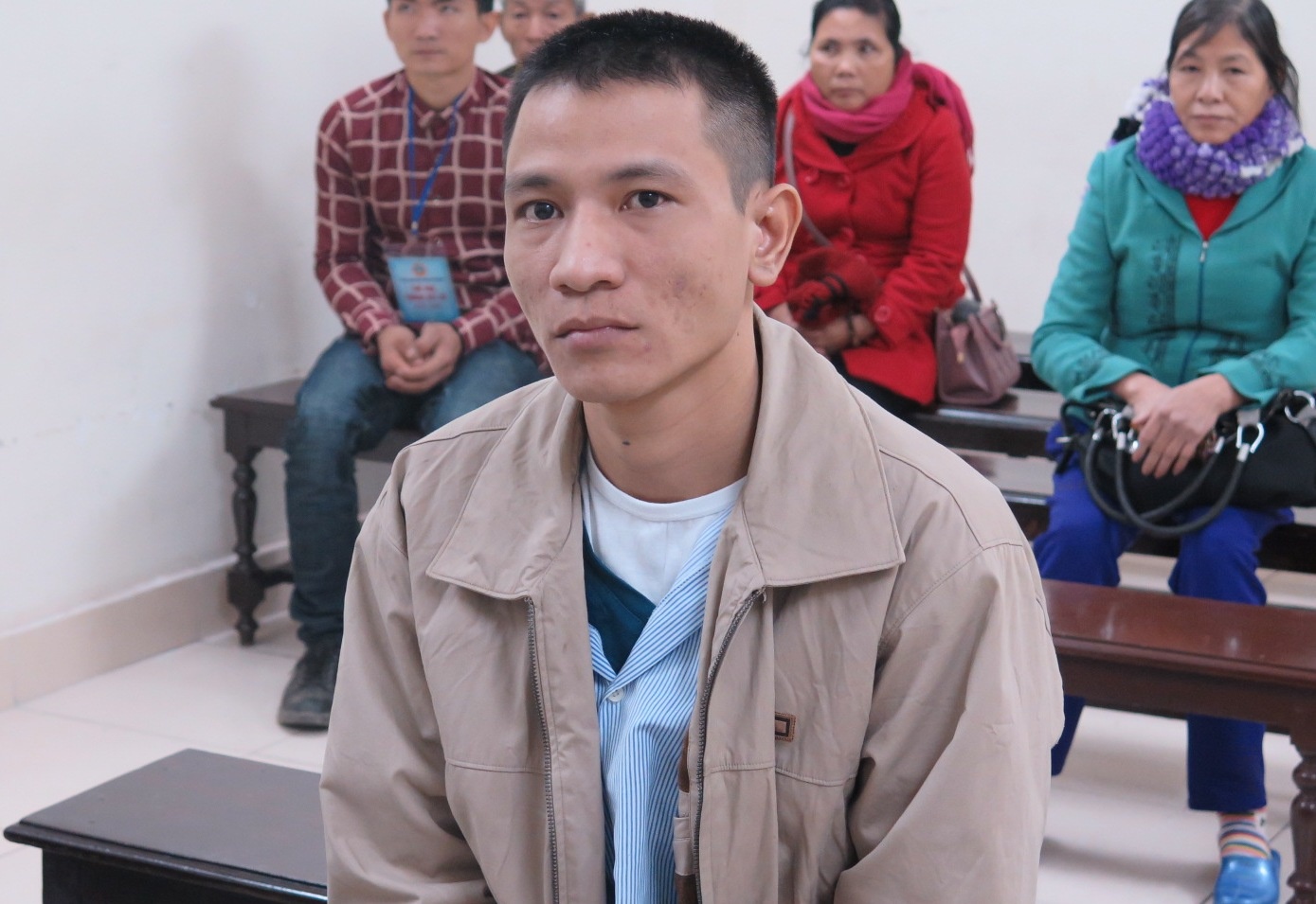 Chem dong nghiep vi chuyen tra tien xe taxi hinh anh