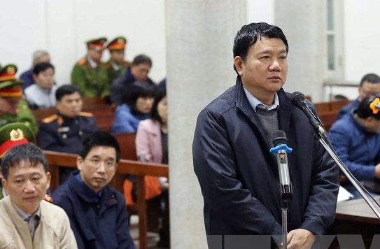 Bi cao Dinh La Thang tu choi tra loi luat su vi ly do suc khoe hinh anh