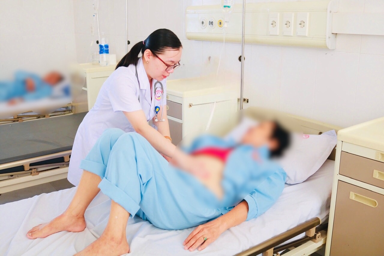 Gia tang cac benh lay nhiem nguy hiem sau bao hinh anh