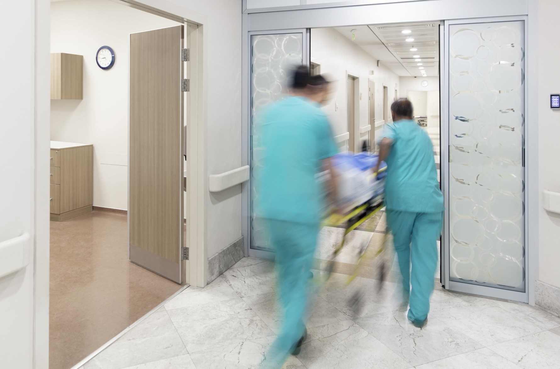 Mon an khoai khau khien nguoi dan ong nguy kich hinh anh