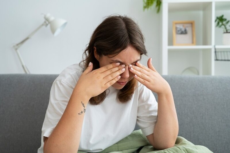 co giật mí mắt ảnh 2 co giat mi mat anh 2