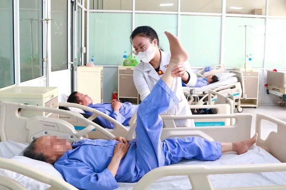 Nhung dau hieu pho bien giup phat hien dot quy hinh anh