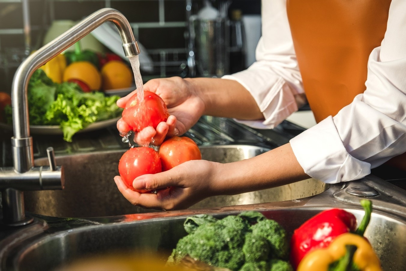 Cach chon rau cu tuoi xanh, bao toan dinh duong hinh anh