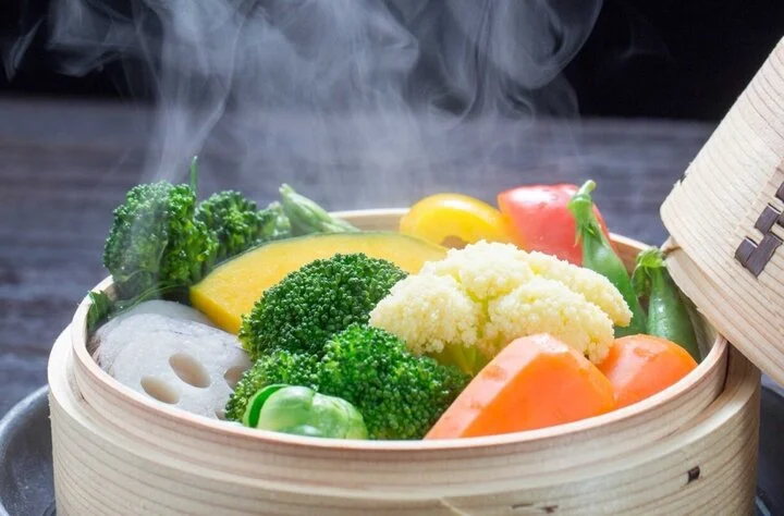 Dieu gi xay ra voi co the neu chi an do hap, luoc? hinh anh