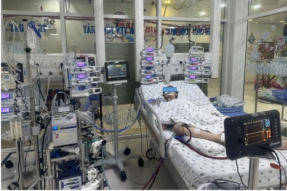 Be gai 'thap tu nhat sinh' vi can benh thuong gap hinh anh