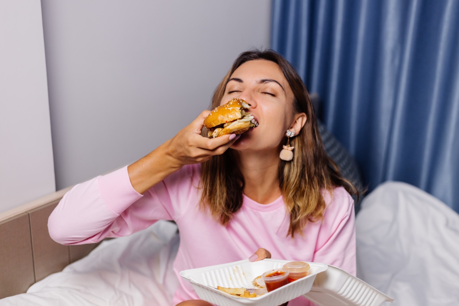 4 kieu an sang gay hai suc khoe, nen bo cang som cang tot hinh anh