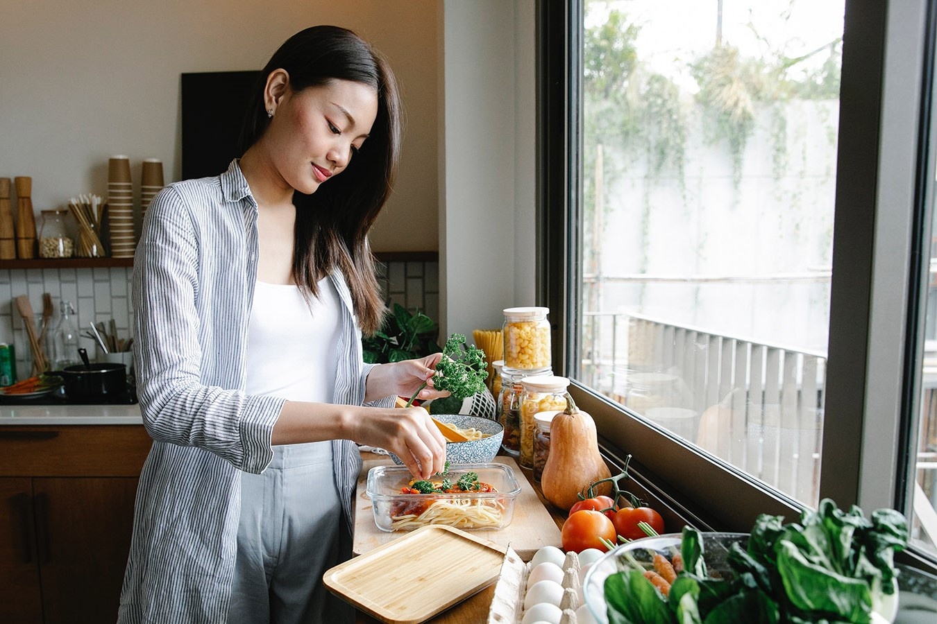 Thoi quen an uong tiet kiem doc hai nhieu gia dinh hay lam hinh anh