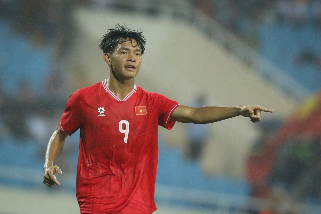 Chan thuong cua tien dao Bui Vi Hao nang den muc nao hinh anh