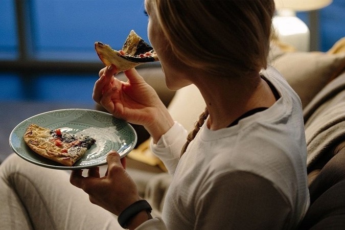 5 thoi quen an uong de gay benh nhung nhieu nguoi van mac hinh anh