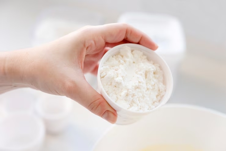 De nghi tam dung luu thong nguyen lieu thuc pham bot kem khong sua hinh anh