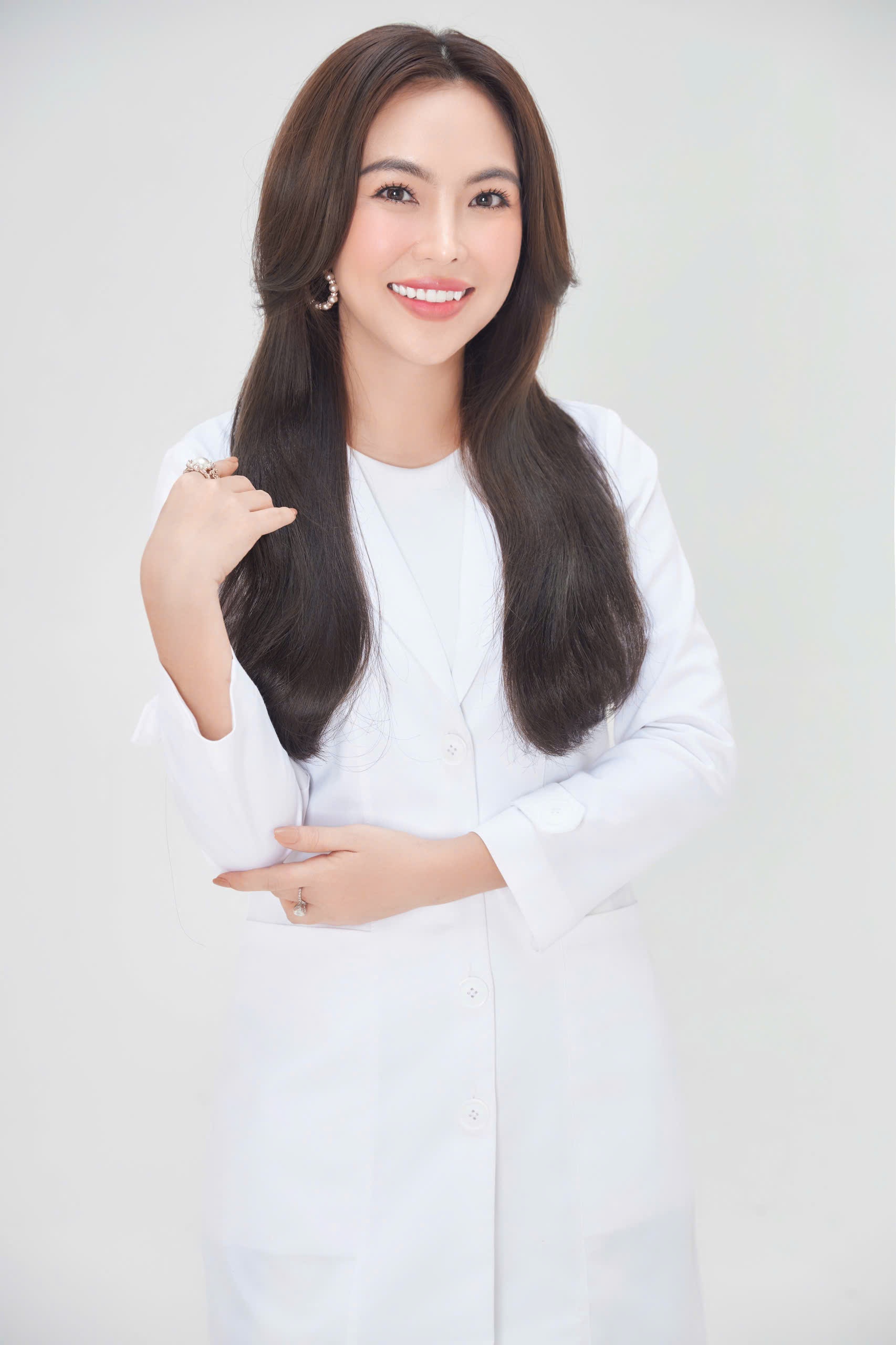 my pham nha lam anh 5