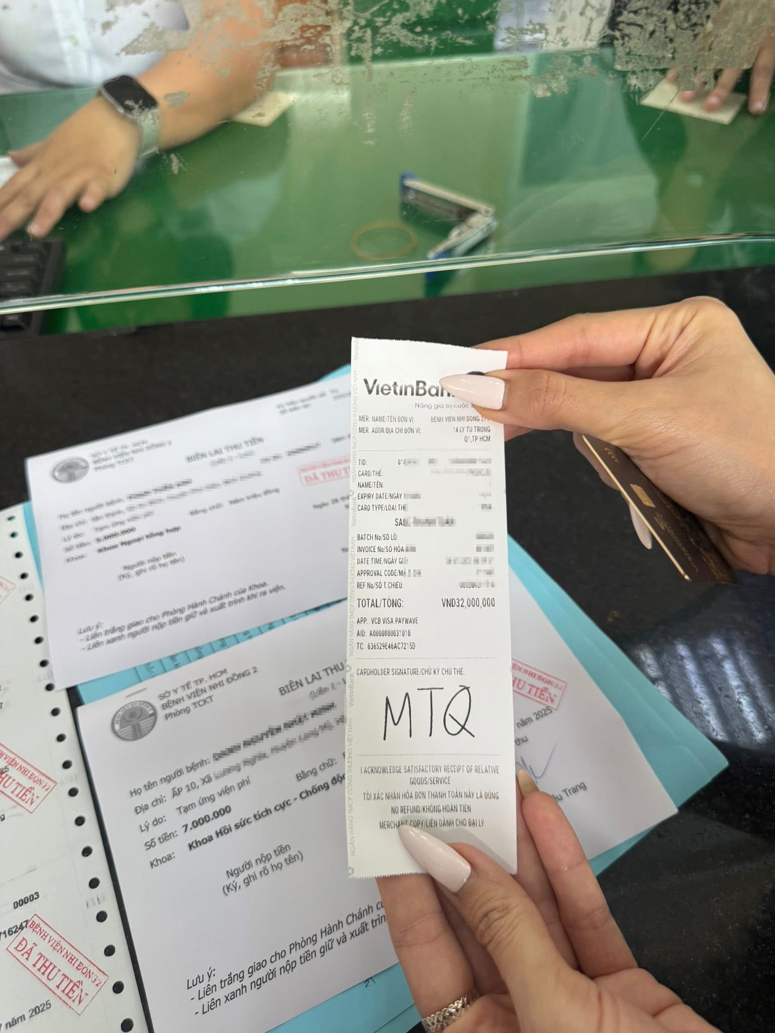 dong vien phi anh 1