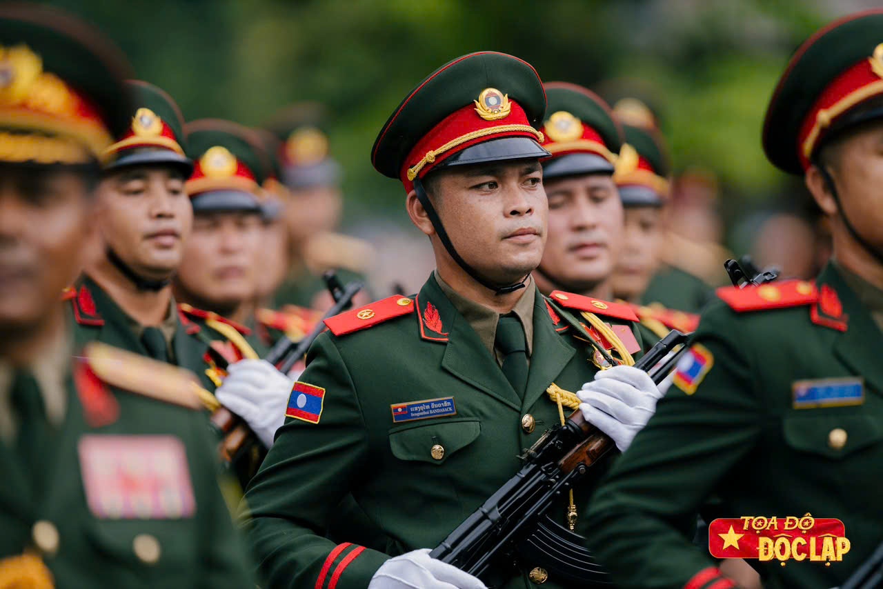 quan doi nuoc ngoai anh 20