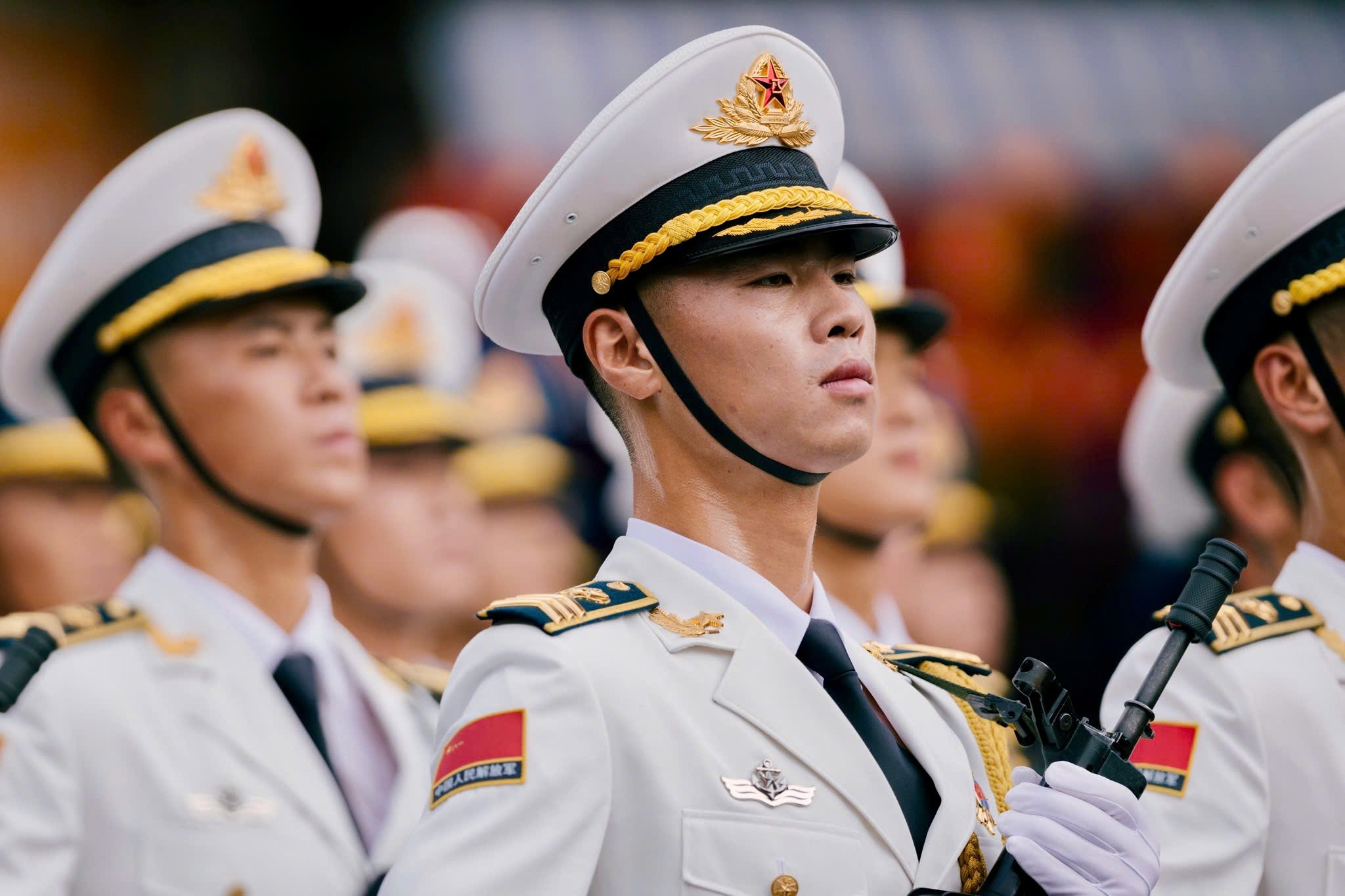 Quan nhan Nga, Trung Quoc, Lao, Campuchia dieu binh tren duong pho hinh anh