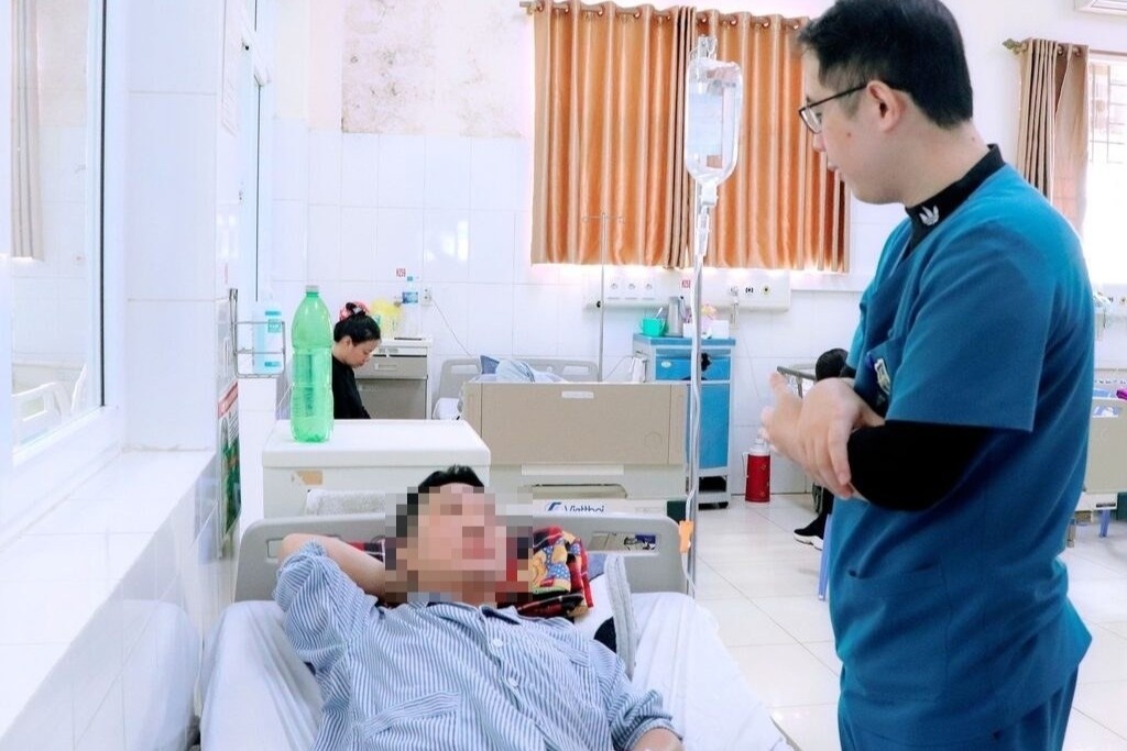 Thoi quen sai lam khi dau khien nguoi dan ong lam benh nang hinh anh