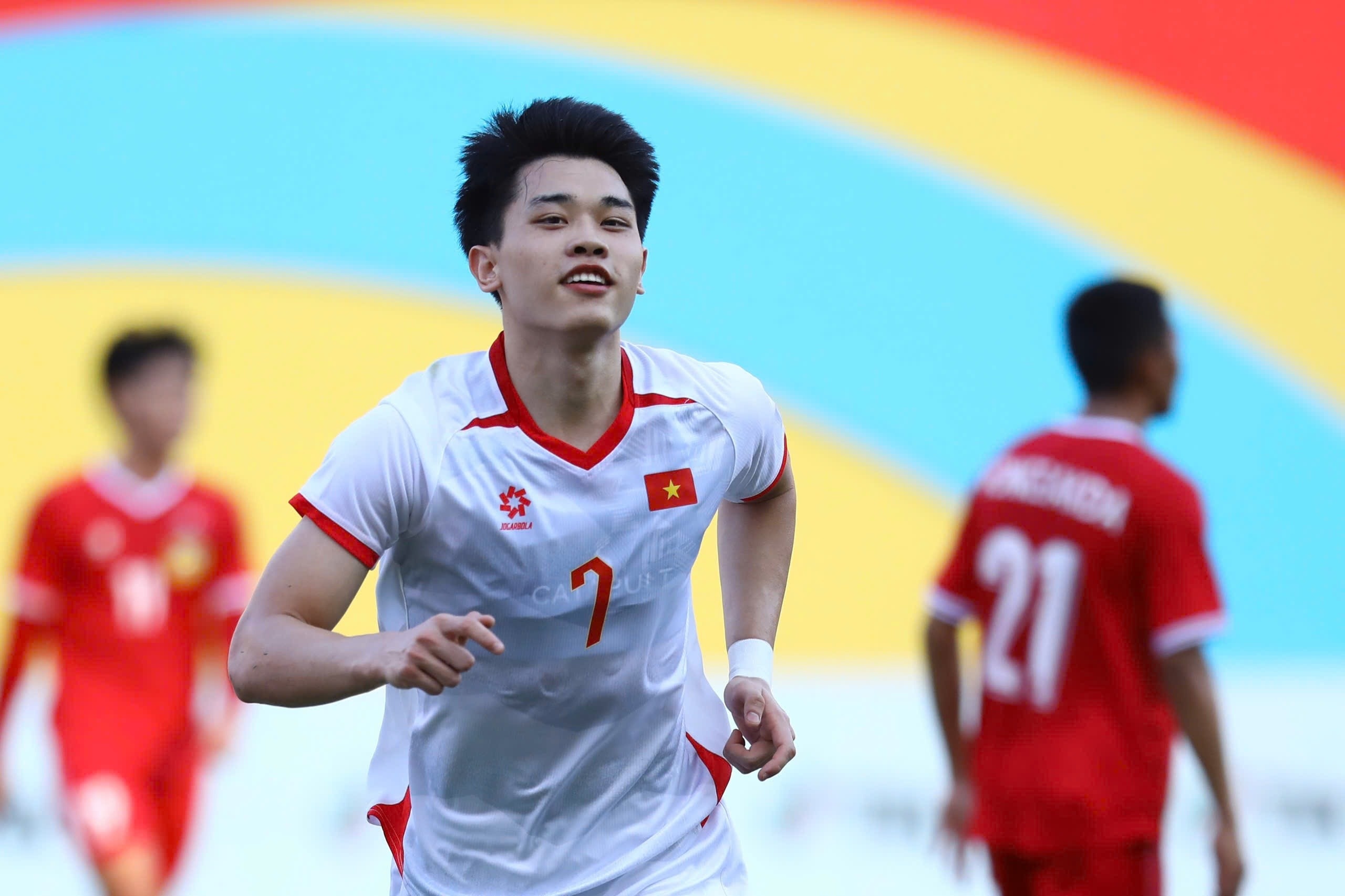 Chuyen gia noi ve tinh huong bi ngang chan nga nhoai cua Dinh Bac hinh anh