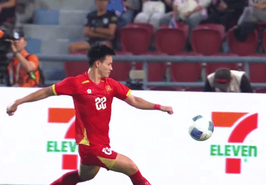 Cu 'ke chan' giua Thanh Nhan va cau thu Thai Lan hinh anh