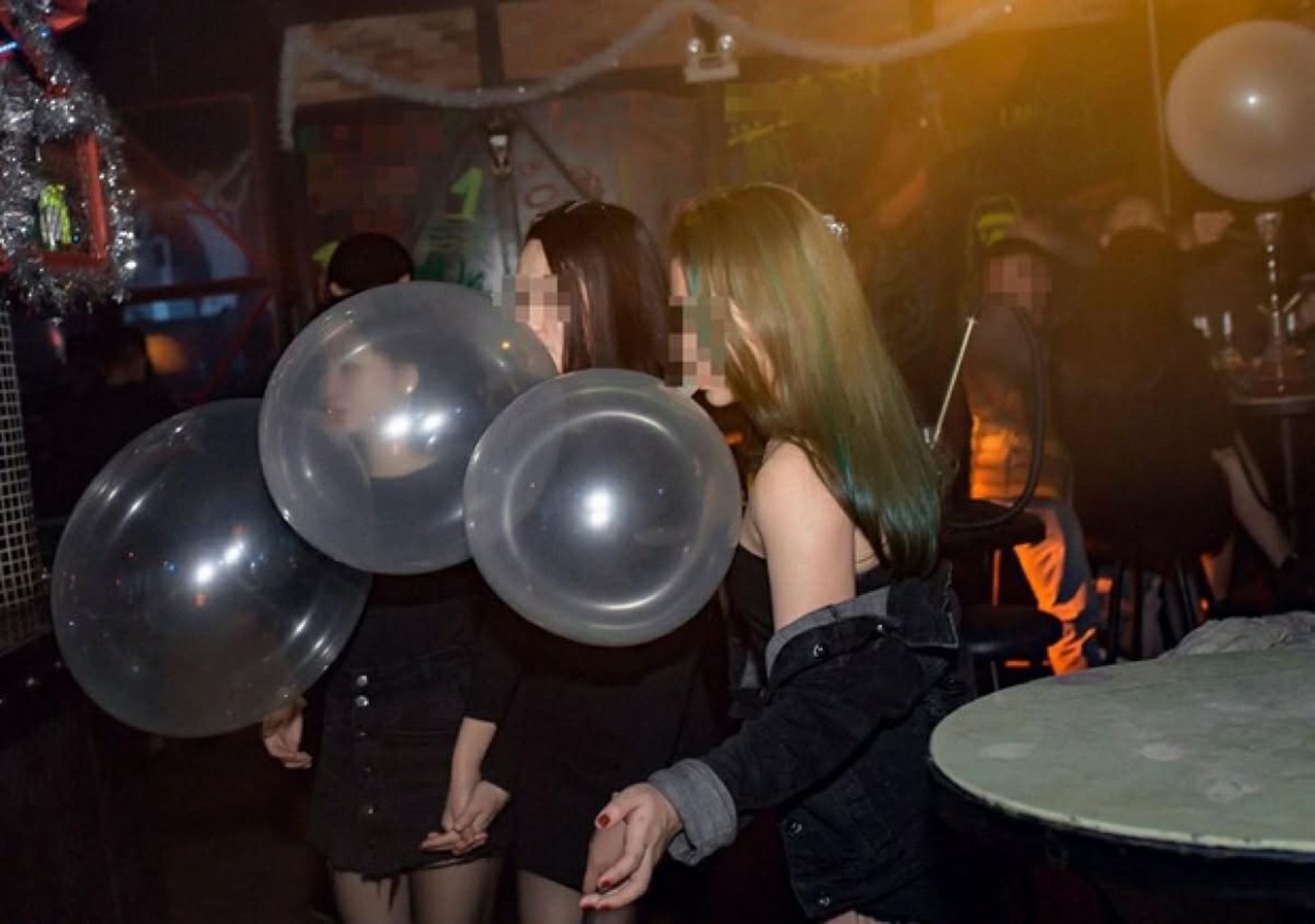 Tuoi 20 dut gay hinh anh