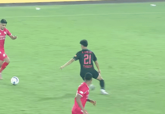 Chan thuong nghiem trong cua Thai Son hinh anh