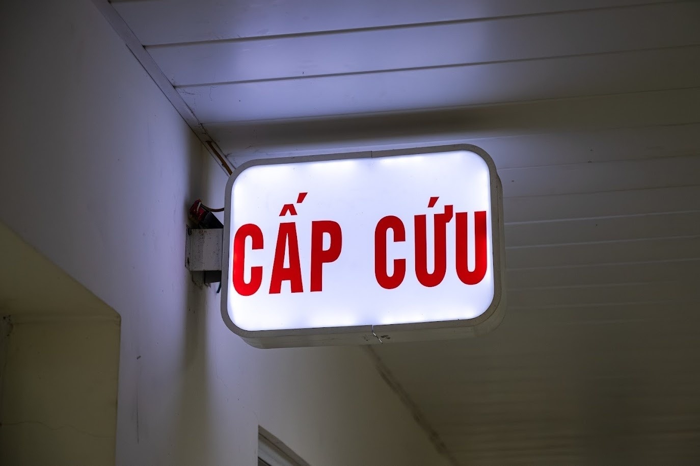 Vu chay nha tro o TP.HCM: Tinh hinh suc khoe be 13 thang tuoi hinh anh