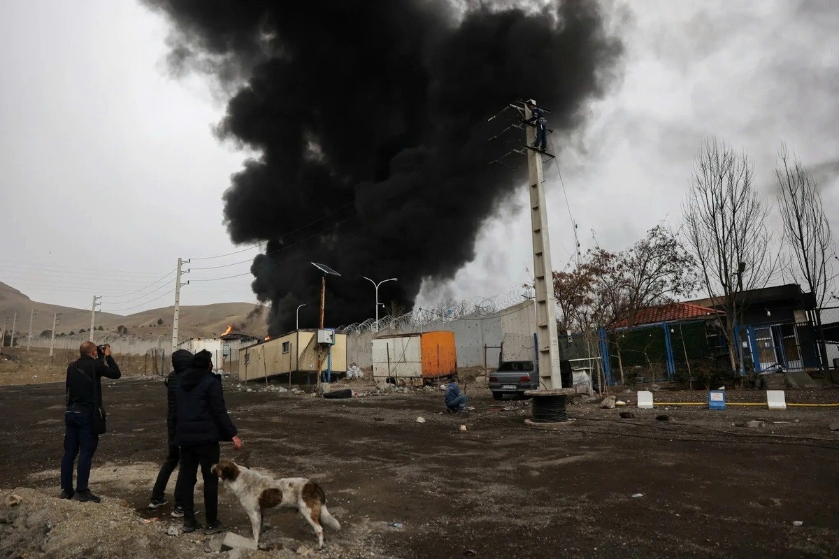 Bau troi Iran chuyen mau hac in, WHO canh bao khan hinh anh