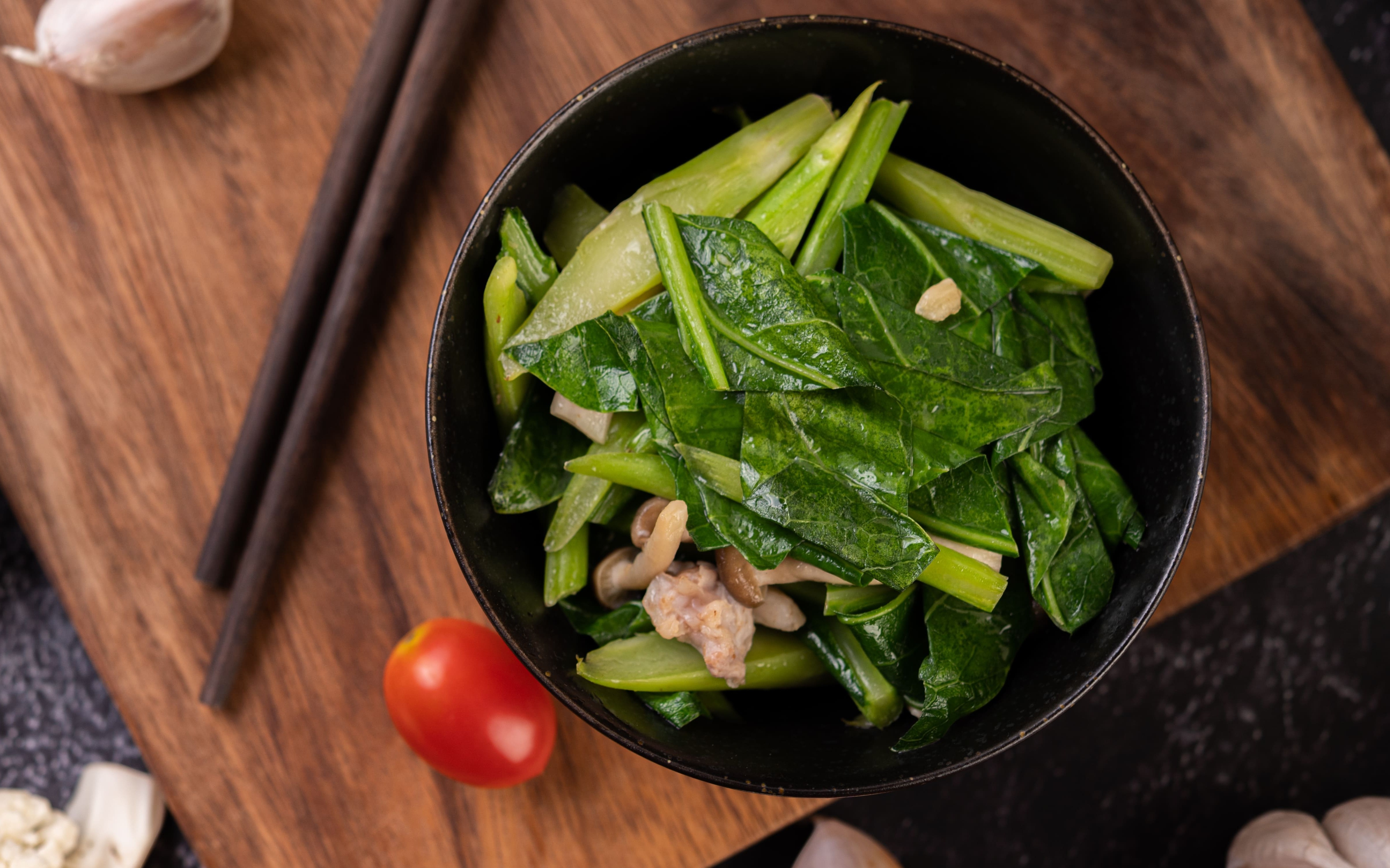 Loai rau giup quet sach doc to trong gan hinh anh