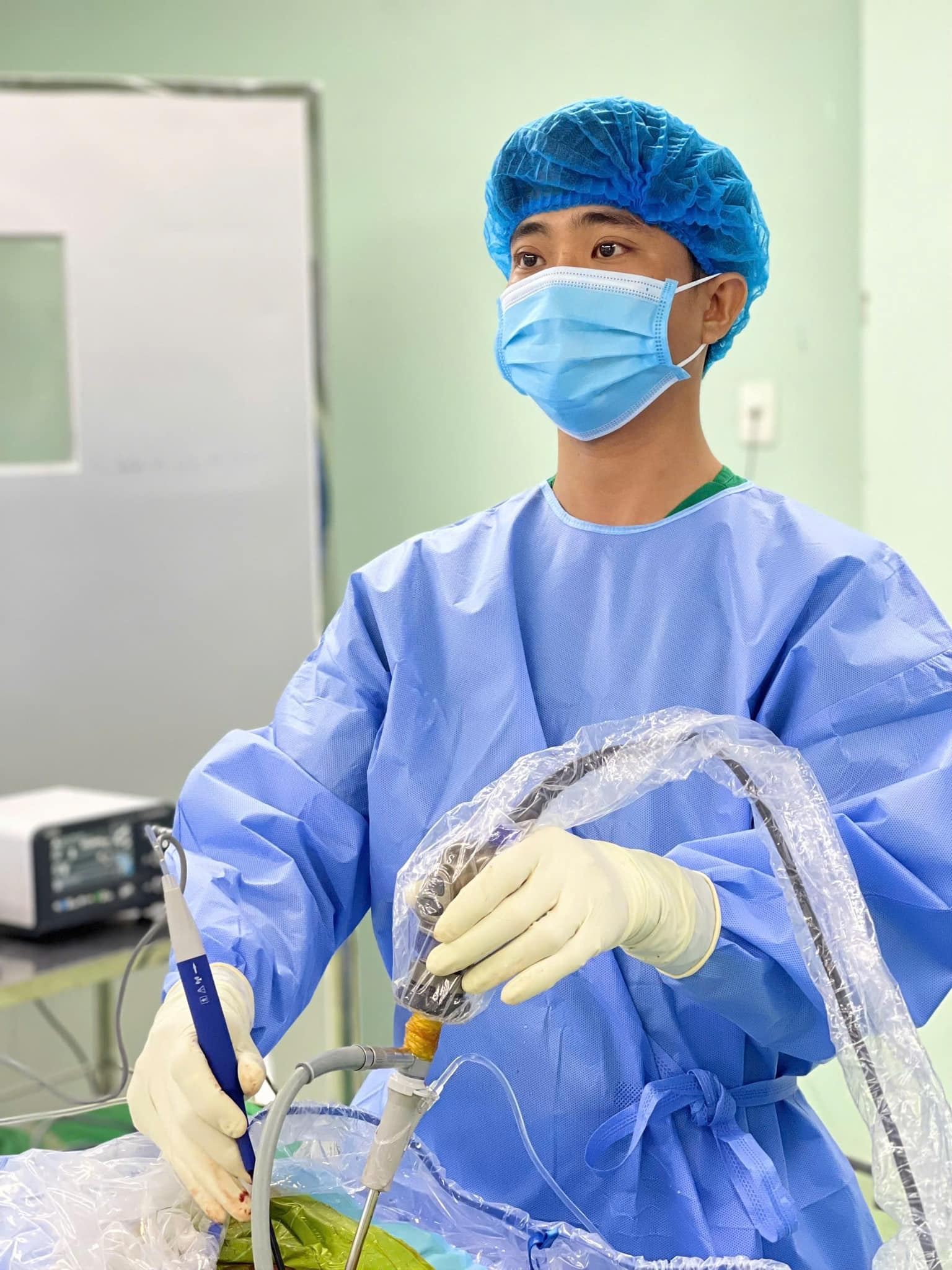 Nguyen Hoang Duy Tien anh 2