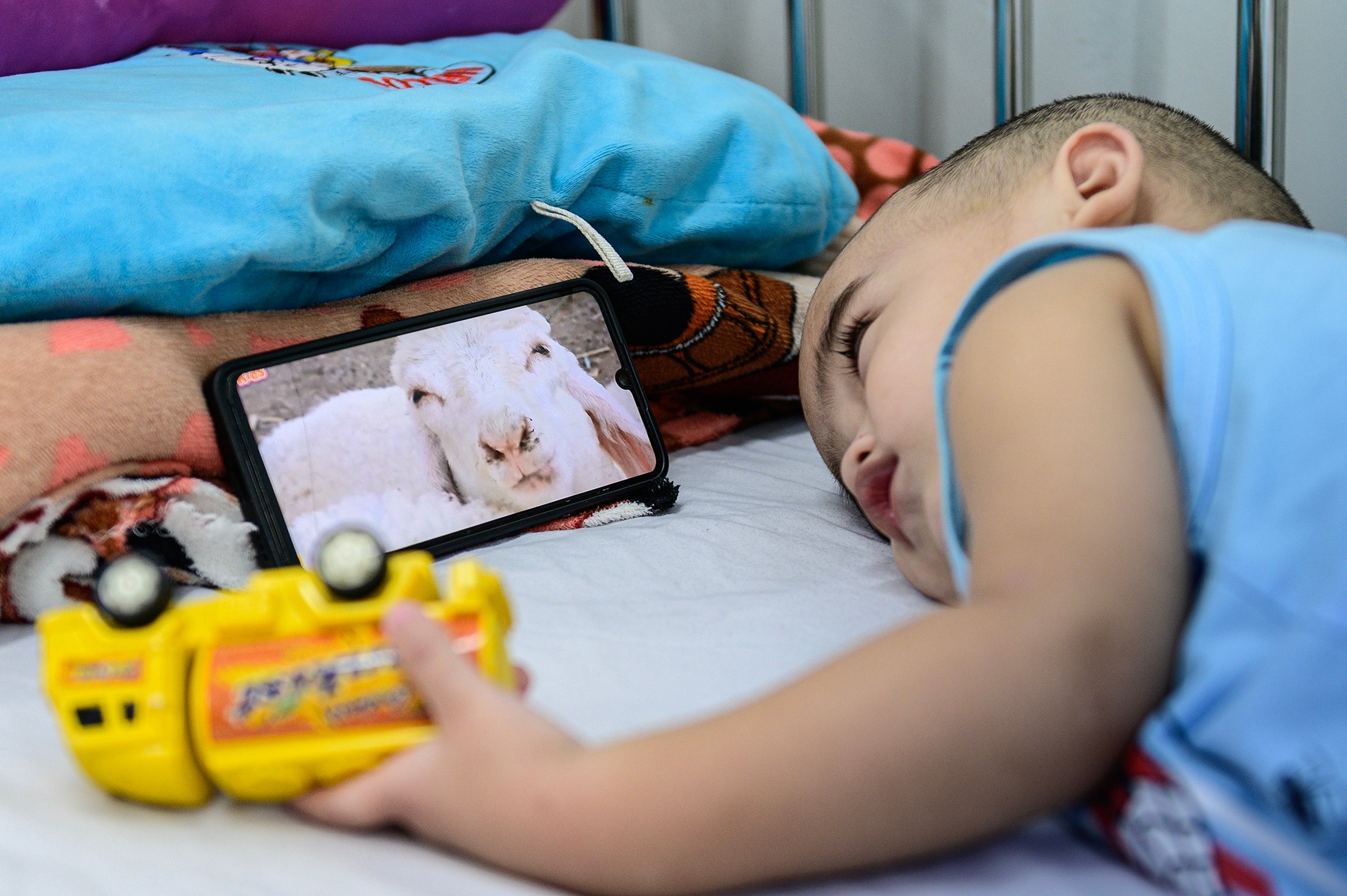 tay chan mieng anh 5