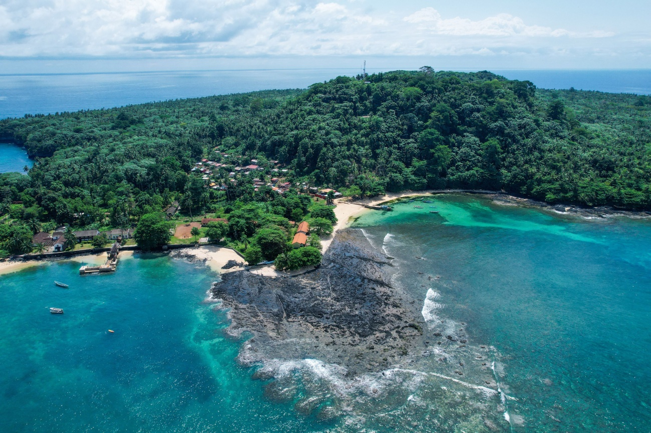 Chi so it nguoi sanh dia ly biet den nhung quoc gia nay hinh anh