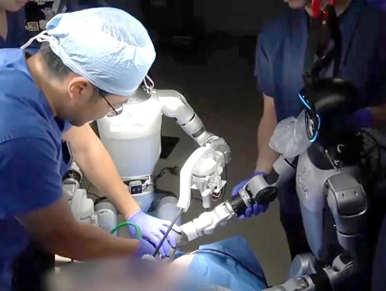 robot h&igrave;nh người ảnh 1