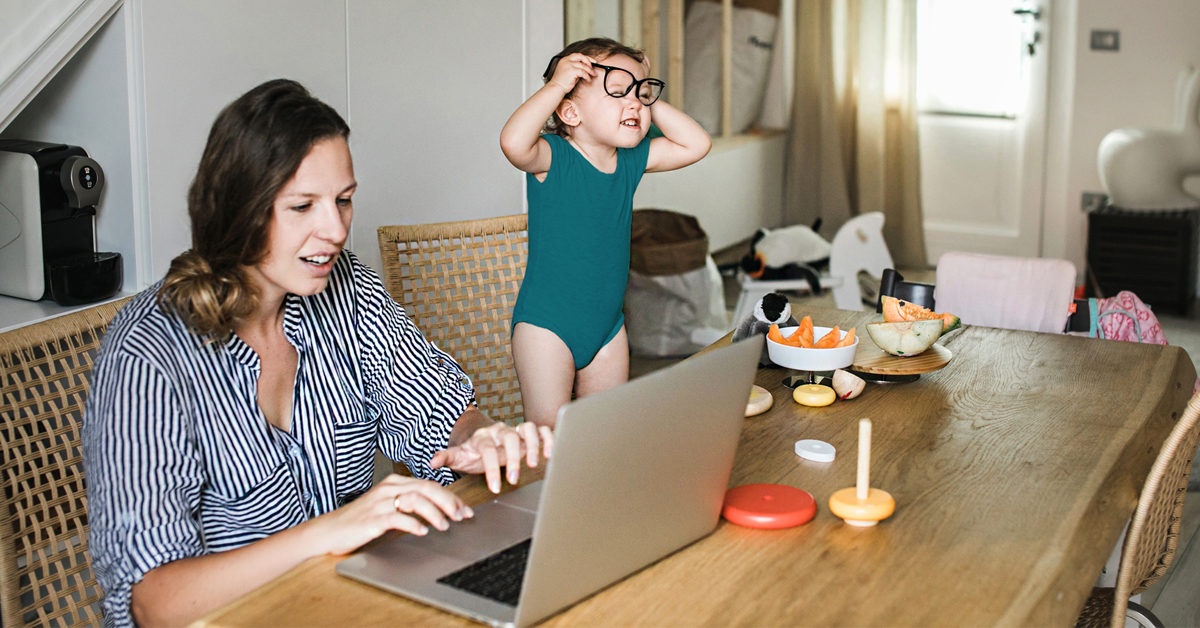 cha me nghi viec cham con trong dich Covid-19 anh 4