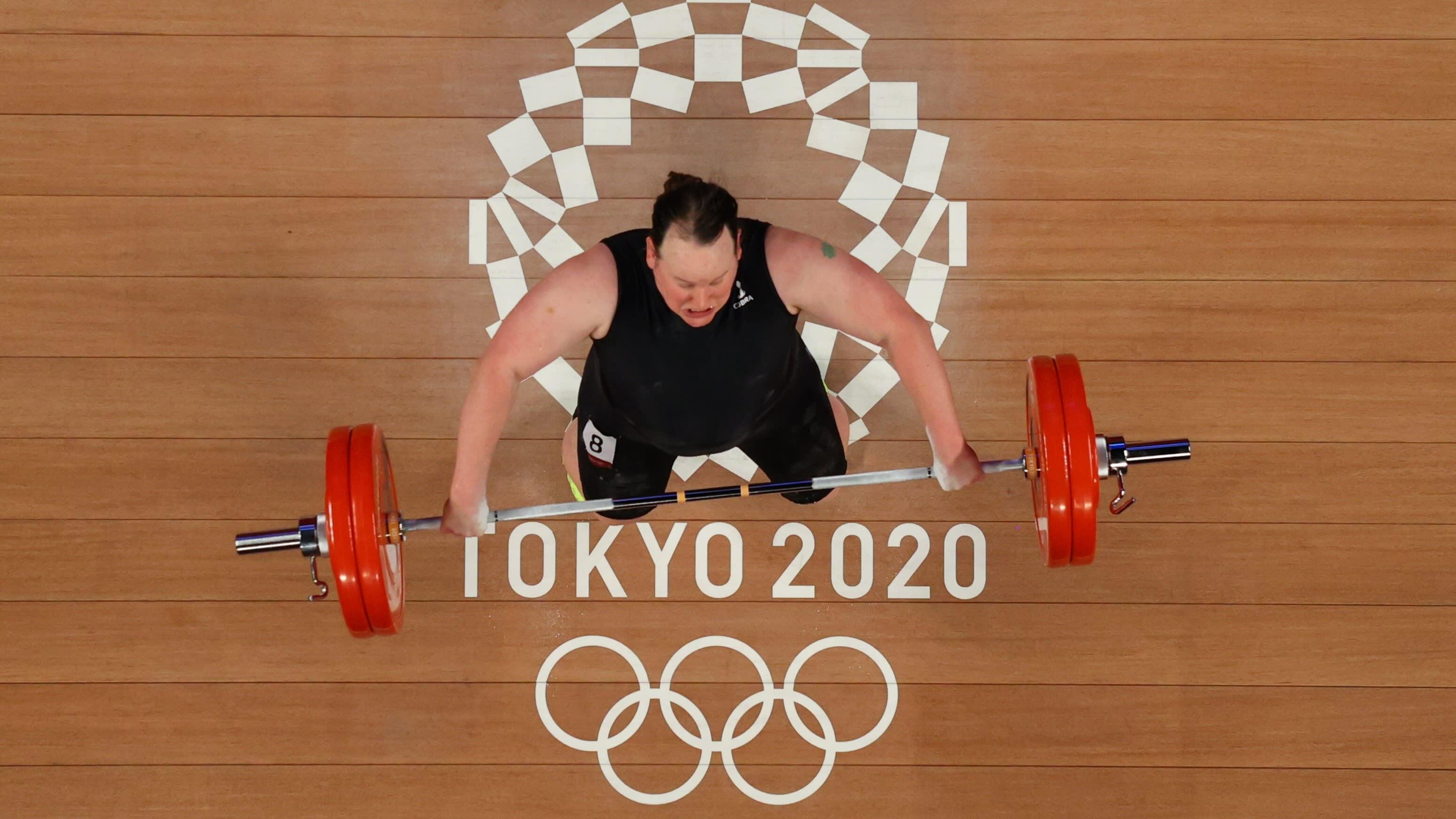 van dong vien ton thuong vi bi bat nat online anh 1