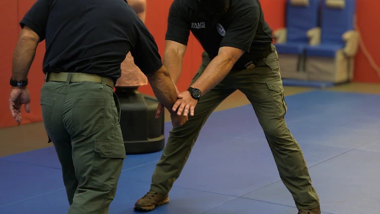 tiep vien hang khong hoc tu ve anh 3