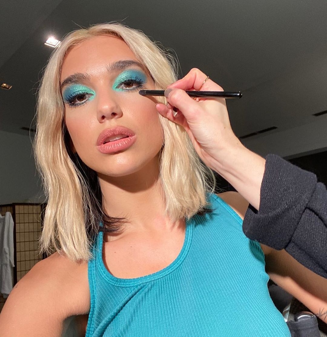 loi trang diem ruc ro hau gian cach anh 5