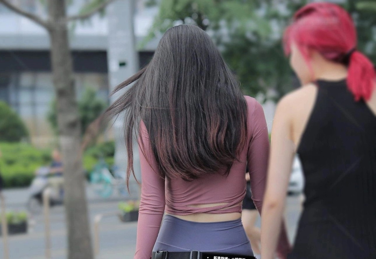 Nan nhan bi quay roi khong can loi khuyen 'Hay mac kin hon' hinh anh