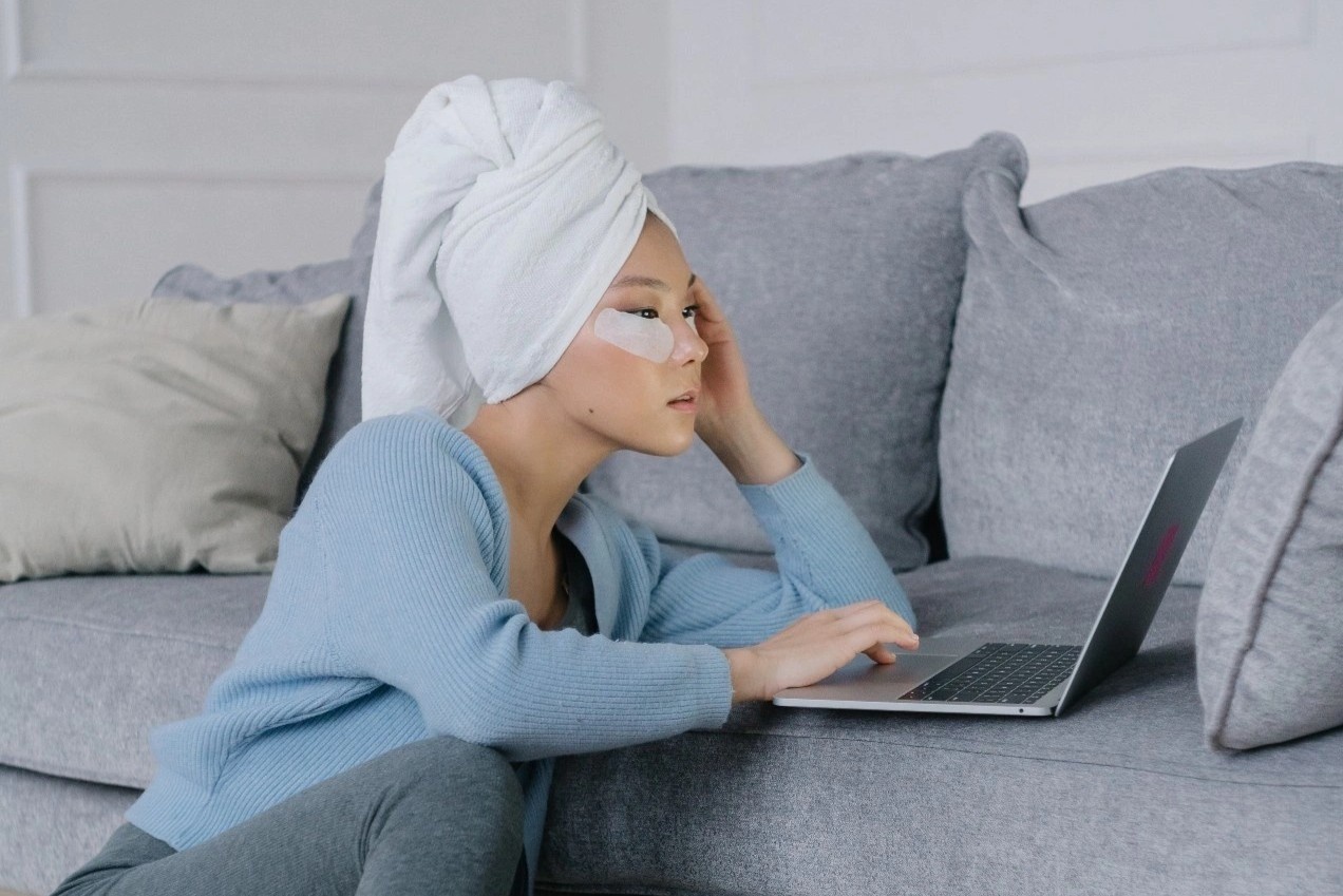 Cong ty chang sup do neu nhan vien khong tra loi email luc 23h hinh anh