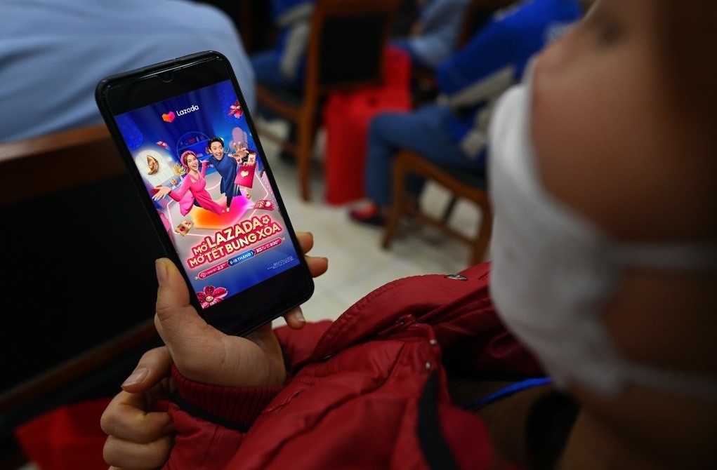 Lazada,  mua sam Tet anh 4