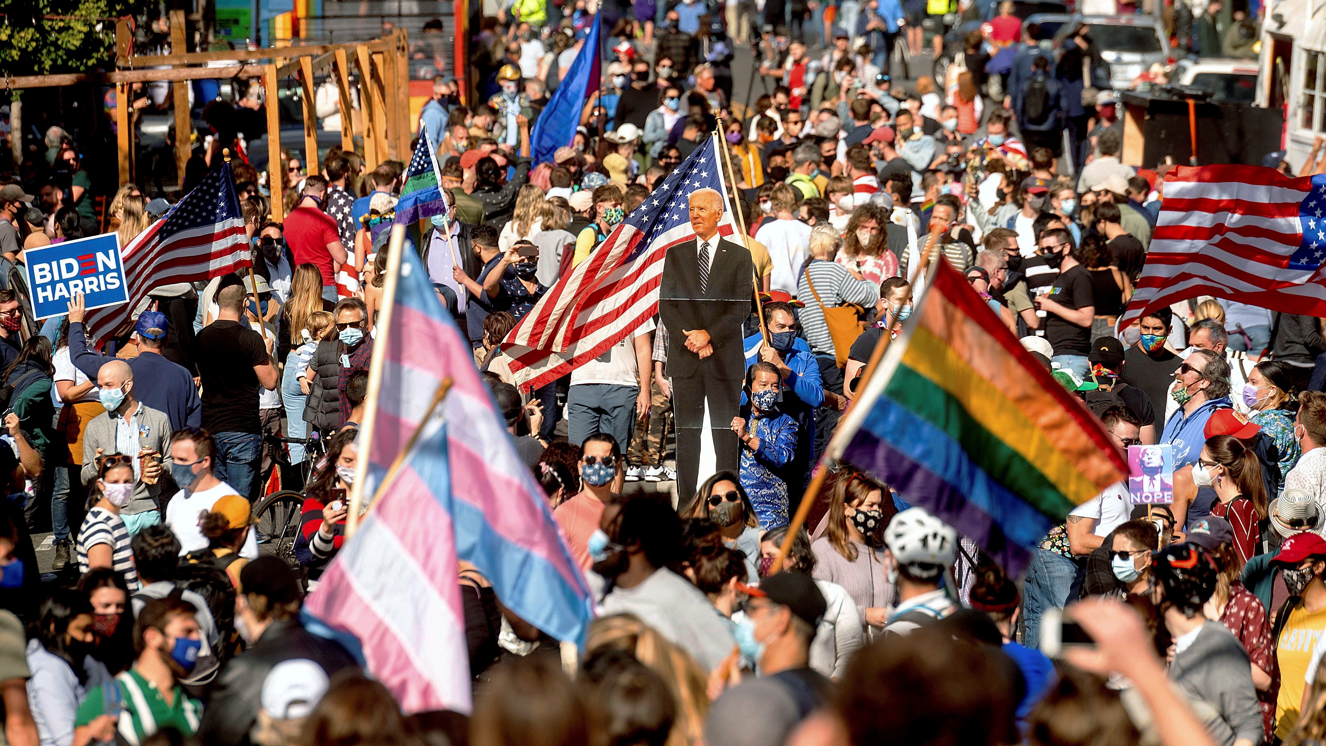 Joe Biden,  Donald Trump,  Nha Trang,  niem tin,  My anh 1