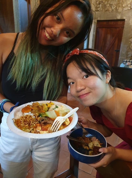 du hoc sinh Viet,  Tet,  Covid-19 anh 2