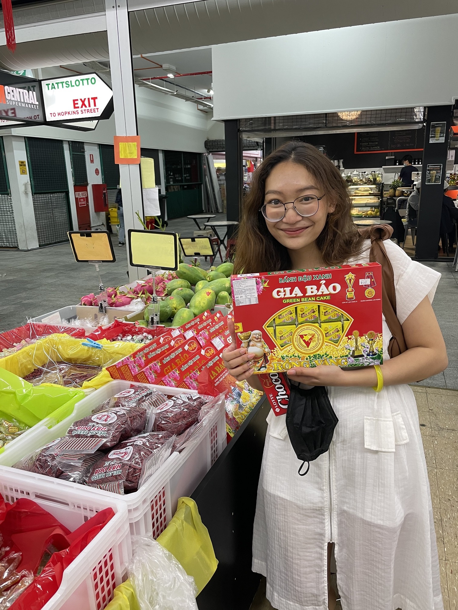 du hoc sinh Viet,  Tet,  Covid-19 anh 1