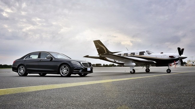 Mercedes-Benz S-Class Pullman se dat ngang Rolls-Royce hinh anh