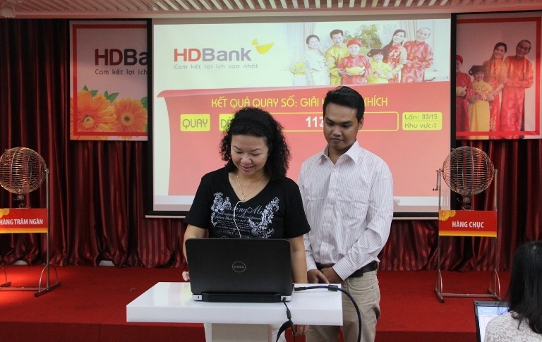 Ngan hang tang khach 1 kg vang hinh anh