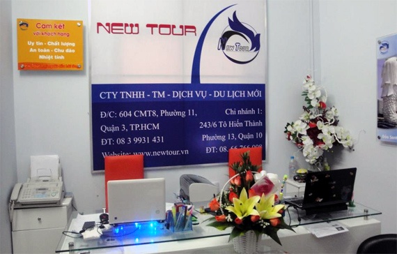 Hang loat khach bi cong ty Du lich moi lua hinh anh