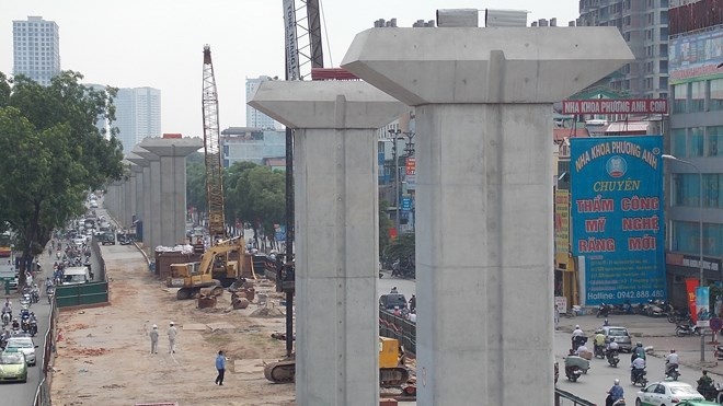 70 trieu USD/km duong sat chi la  'dieu chinh mot ty' hinh anh