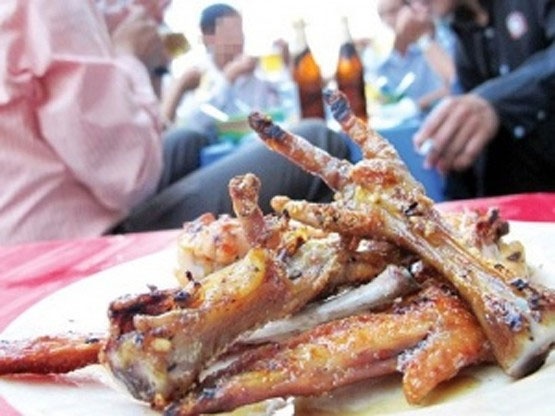 4 cach don gian de nhan biet chan ga 'ban' tranh bi dau doc hinh anh